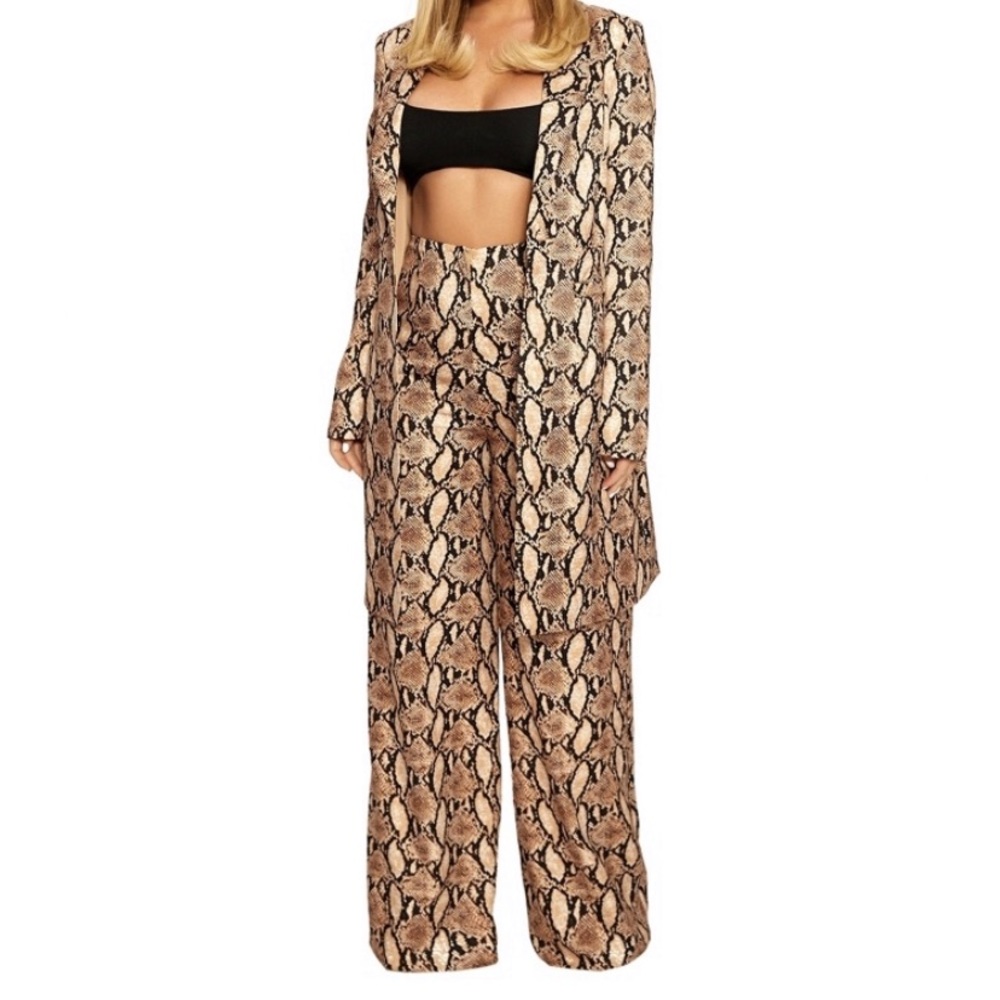 NWT NAKED WARDROBE HIGH WAIST WIDE LEG PANT M - Picture 16 of 16